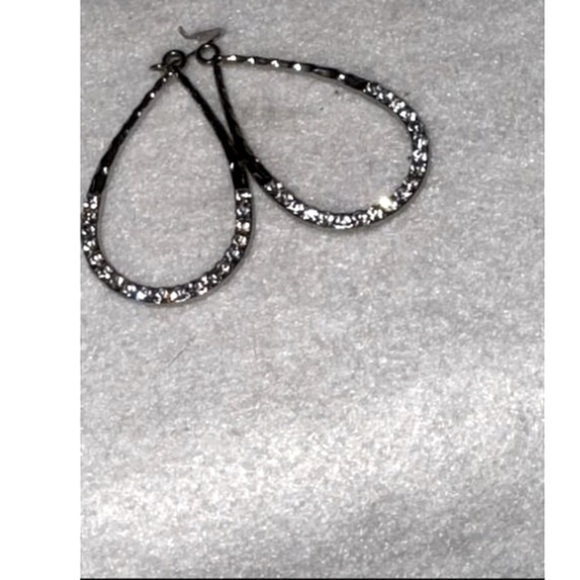 Park Lane Teardrop Rhinestone Dangle Earrings Silver 2” drop - Picture 2 of 5